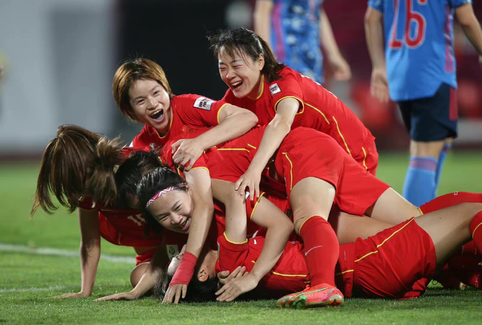 女足亚洲杯半决赛中国2:2日本-中国足球协会官方网站
