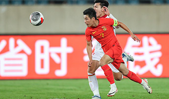  友谊赛：中国2:0越南
